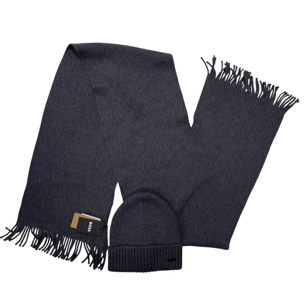 Hugo Boss Albas Scarf and Beanie Set Wool Medium Grey Knit 50427480 NEW NWT